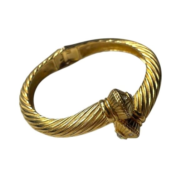 Vintage Joan Rivers gold-tone hinged bangle bracelet with crystal rhinestones 19 - Picture 6 of 10